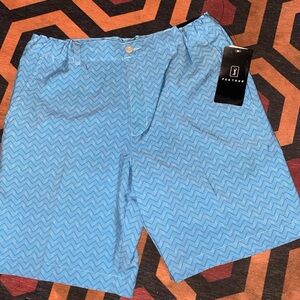 PGA Tour Light Blue Zigzag Men's Shorts Size XL 18/20